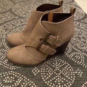 Wedged Ankle Boot